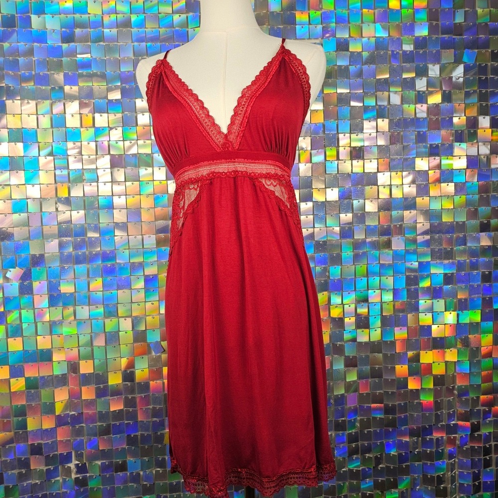 Chemise Women M Red Excellent Lace Trim Racerback Nightgown‎